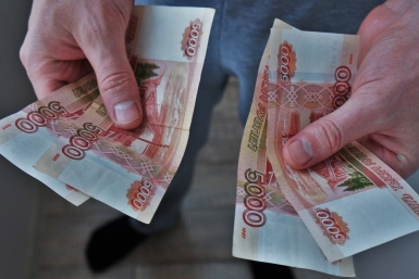 5 000 рублей за звонки - кому часто звонят с незнакомых номеров, положена компенсация Ольга Брютова, ИА UssurMedia