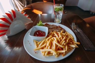 На летних верандах кафе Подмосковья не будут продавать алкоголь