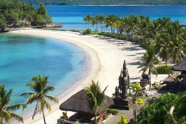 Названы 3 страны, где на 100 тысяч рублей можно жить у моря