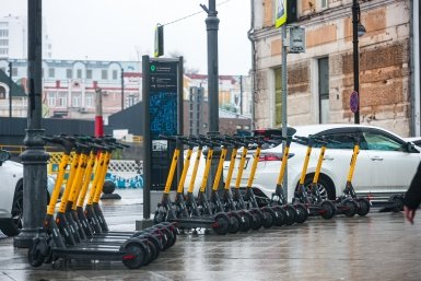 Электросамокат Илья Аверьянов, ИА PrimaMedia.ru