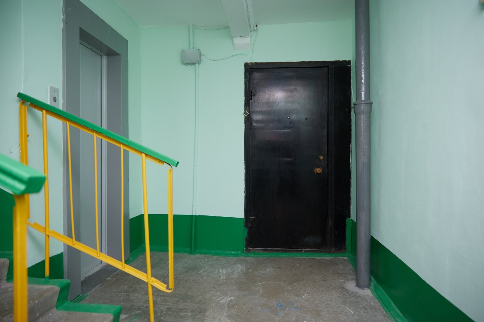 Подъезд Дмитрий Осипчук, ИА PrimaMedia.ru